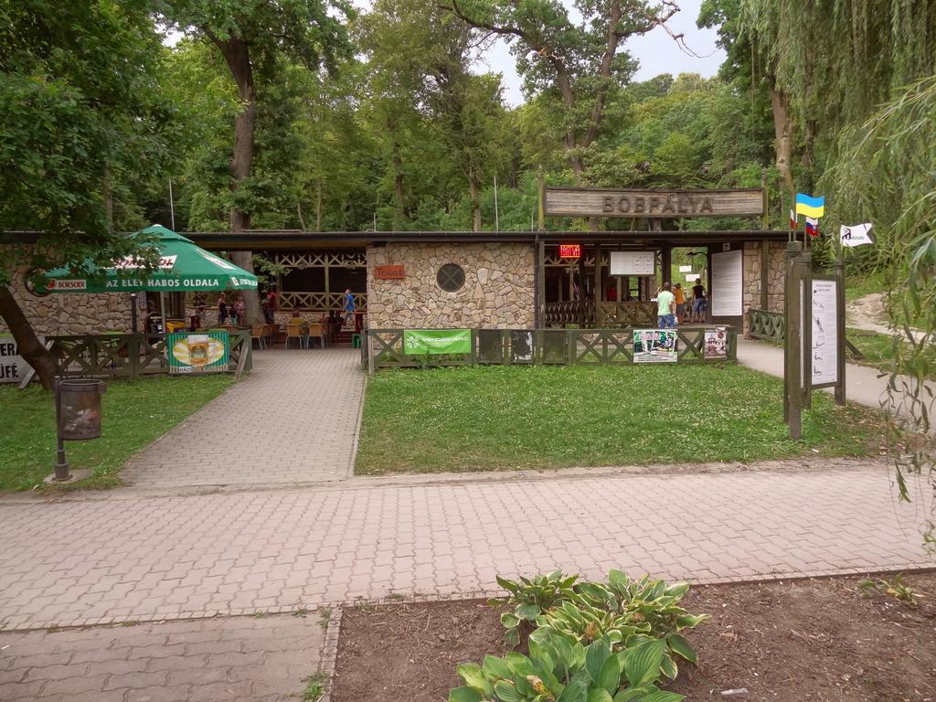 Dia Apartman Miskolc Dış mekan fotoğraf
