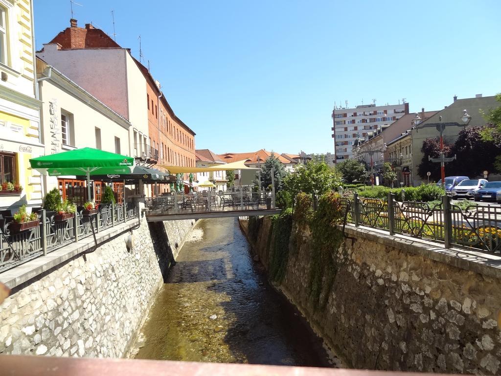 Dia Apartman Miskolc Dış mekan fotoğraf